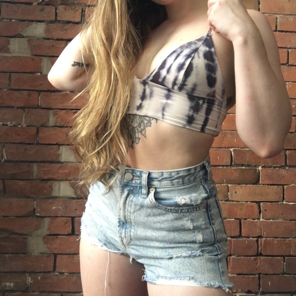 🌞H&M Tie Dye Bikini Top🌞